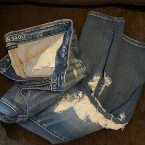 American eagle distressed jeans